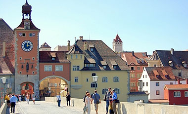 Una veduta della splendida città medievale di Regensburg