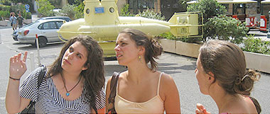 Studentesse della scuola Azurlingua visitano Nizza
