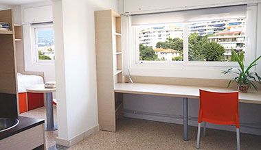 Una camera del residence Les Collinettes a Nizza - soggiorni studio scuola di francese Azurlingua