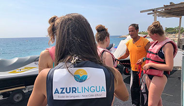 Attività sportive acquatiche a Nizza s- soggiorni studio per ragazzi scuola di francese Azurlingua