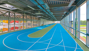 Scuola di inglese Apollo, University College Cork, pista atletica indoor