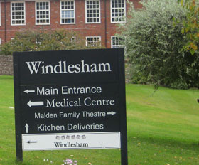 insegna Windlesham college