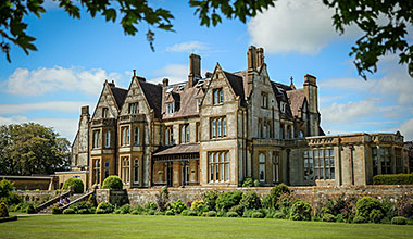 Castello di Herstmonceux in Inghilterra - corsi di inglese British Summer School