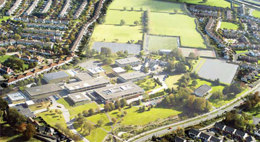 una veduta aerea di Wesley College a Dublino