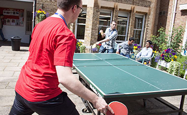 Relax col ping-ponf nella scuola di inglese Oxford English Centre