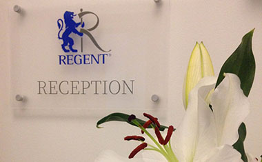 Scuola Regent London, reception